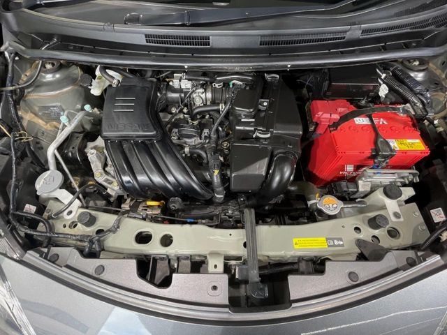 親切・丁寧な専門メカニックスタッフが応対!・車検・点検整備・事故等の修理などアフターサービスも安心。お車のカスタマイズもネクステージのサービススタッフまでご相談ください!