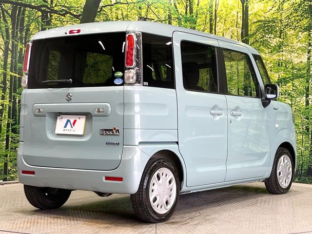 ☆全国のネクステージからお取り寄せが可能※!遠方の店舗に展示してあるクルマが気になる場合も、最寄りの店舗でご覧いただくことが可能です!是非私たちに要望をお聞かせください!※別途費用