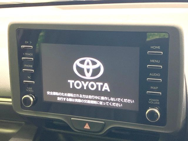 【ディスプレイオーディオ】お持ちのスマホやMP3プレイヤーとの無線接続で音楽再生が可能!コードで繋ぐわずらわしさも無く、手軽にお気に入りの音楽を楽しめます。