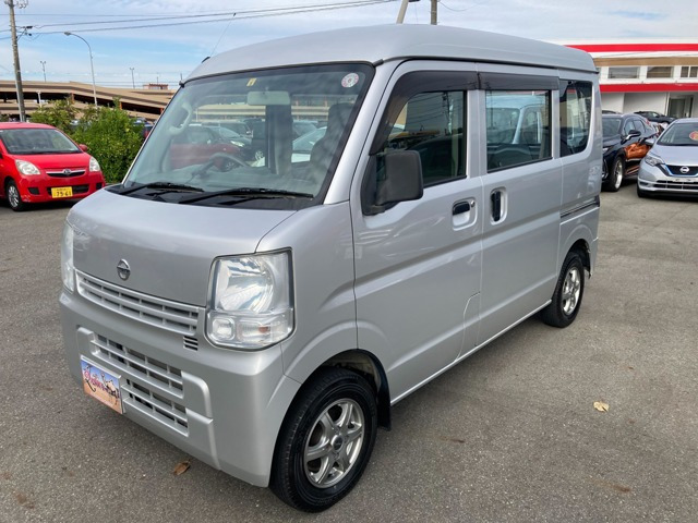 NV100クリッパーDX ハイルーフ 4WD