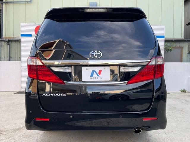 安心の最長10年・走行無制限保証(有償)をご用意。保証内容も充実はもちろん、無料点検&オイル交換や、年中無休の全国・24時間ロードサービスも付帯されておりますのでご安心下さい。