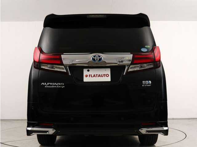 前後ドライブレコーダーもお取り付けできます!安心安全なカーライフには必需品ですね!