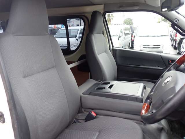 .�S�Ԕ[�ԑO�_�����{�� ���ЍH�ꊮ�� �F�؍H��ɂăx�e�������J�j�b�N�ɂ�鐮�����{ �I�C����������e���_�� �R���s���[�^�[�f�f���s���܂�