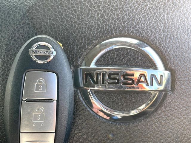 �y�C���e���W�F���g�L�[�z�J�o����|�P�b�g�ɓ��ꂽ�܂܂ł��h�A�̎{���E�������\�ȃX�}�[�g�L�[�𑕔��B�G���W���̃I���E�I�t�����J�M�����o���K�v����������Ƃ��Ă��֗��ł���