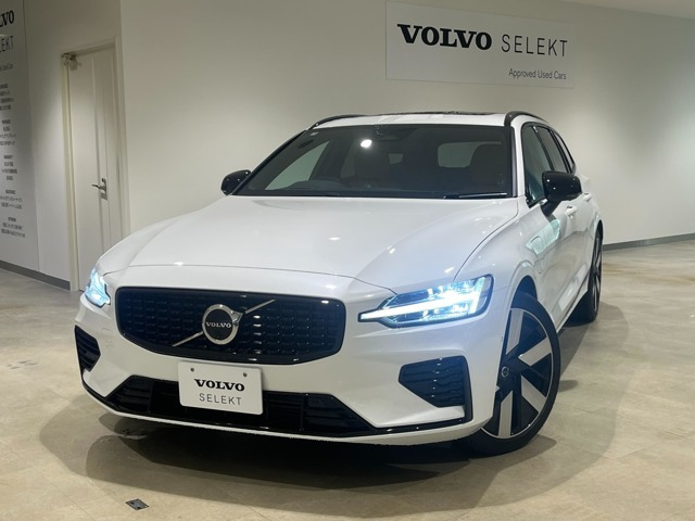 V60ウルトラ T6  AWD プラグインハイブリッド 4WD