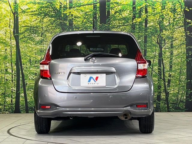 安心の最長10年・走行無制限保証(有償)をご用意。保証内容も充実はもちろん、無料点検&オイル交換や、年中無休の全国・24時間ロードサービスも付帯されておりますのでご安心下さい。