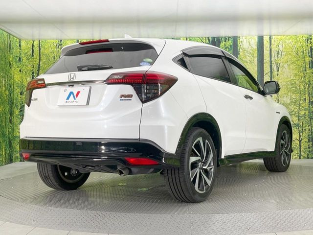 安心の最長10年・走行無制限保証(有償)をご用意。保証内容も充実はもちろん、無料点検&オイル交換や、年中無休の全国・24時間ロードサービスも付帯されておりますのでご安心下さい。