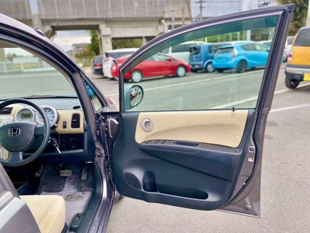 お手頃価格の軽自動車からコンパクトカー・ミニバンなど多彩なラインナップでお客様をお待ちしております!