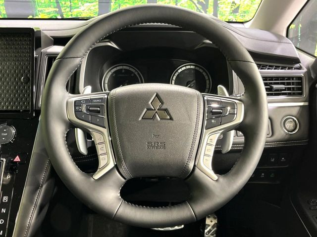 �y�����v�����X�e�A�����O�z�㎿�Ȋv���g�p���邱�ƂŁA��ɂ����������݂ƂĂ��^�]���₷���n���h���ł���