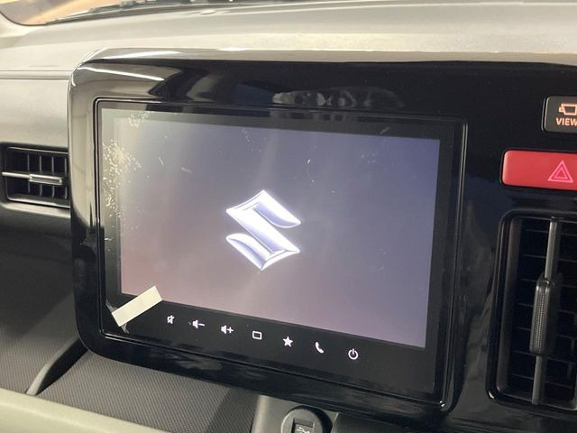 �y�����i�r�z�l�C�̏����i�r�𑕔����Ă���܂��B�i�r�̎g���₷���͂������A�I�[�f�B�I�@�\���[��!�L�����v�◷�s�͂������A�ʋ΂┃�����ȂǕ��i�̃h���C�u���y�����Ȃ�͂���