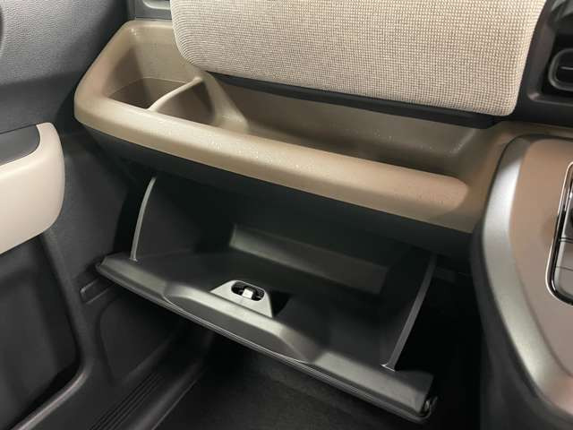 �S�ԃN���[�j���O�ς�!�ڗ����A����A�ւ���ȂǂȂ��R���f�B�V�����ǍD�ł�!!