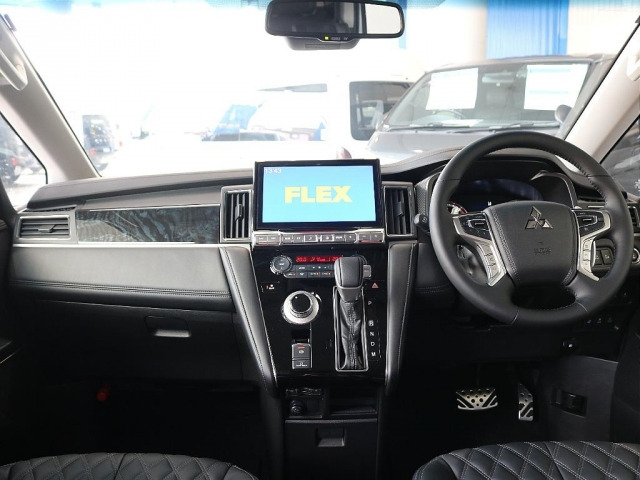 デリカD:52.2 ブラック エディション 4WD