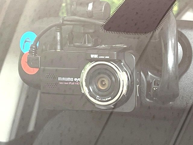 �y�h���C�u���R�[�_�[�z���S�E���S�ȃJ�[���C�t�ɕK�{�̃h���C�u���R�[�_�[�𑕔�!���s���͂������A������^�]�⎖�̂ɑ��������ۂ̏󋵂��f���ŋL�^���A����̃��X�N�ɔ����܂��B