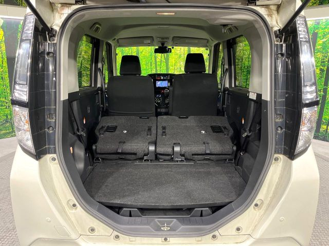 普段のお買い物や通勤、送迎等に十分な荷室スペースを確保しております。セカンドシートを倒すと、大きな荷物の積載も可能です♪