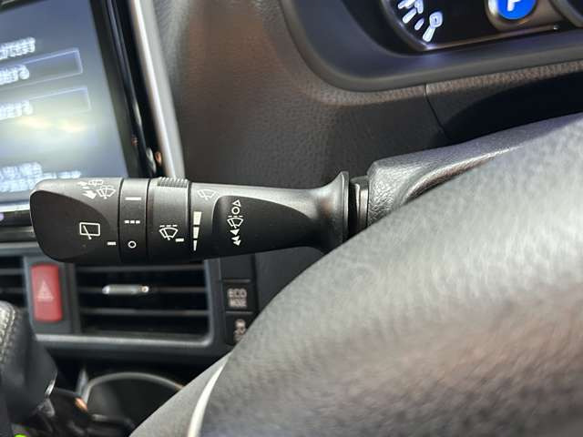 もし電動格納ミラー機能がなくても後付けできるものもあります!気になる方は是非一度ご相談を!!