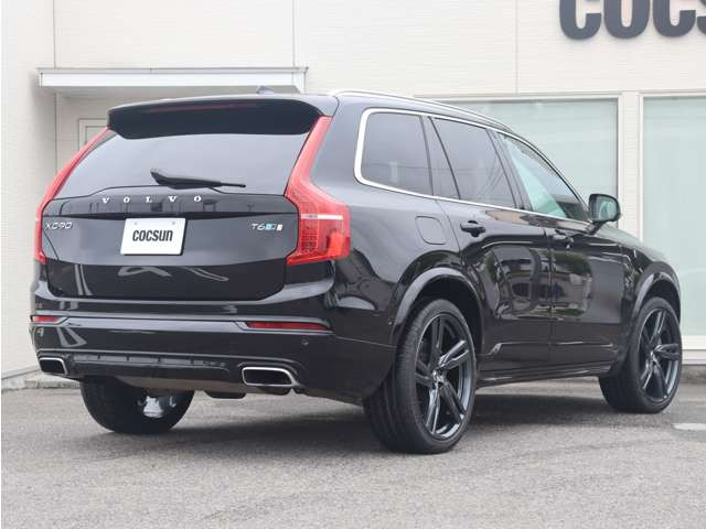 �G���W���I�C���̓t�����X��MOTUL(���`���[��)���g�p���Ă��܂��B�V���{���{�e���f���ɓK������قȂ�S�x�̃I�C�������p�ӂ��Ă��܂��B