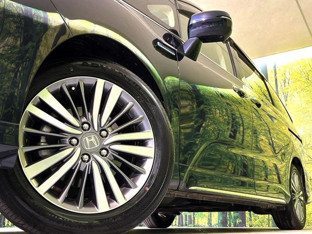 �y����17�C���`�A���~�z�C�[���z�O�ςɃ}�b�`���������A���~�z�C�[���𑕒����Ă���܂��B�e��ЊO�A���~�z�C�[����A�X�^�b�h���X�^�C�����戵�����Ă���܂��B���񂲑��k����������