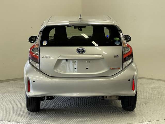 マフラーカッター取付から社外マフラー取付まで可能です!普通では物足りない方はお気軽にお尋ねください!!