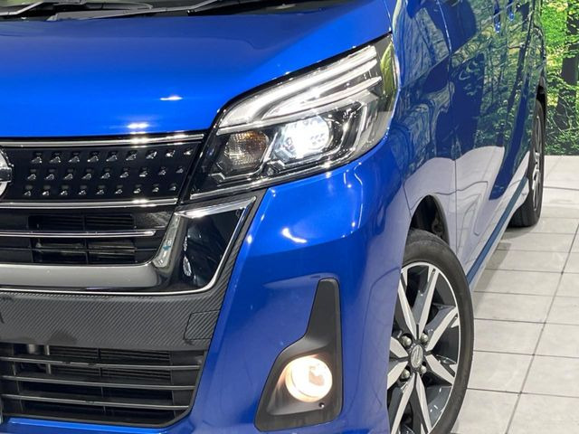 �yLED�w�b�h���C�g�z���V����ԑ��s�����ǍD�Ȏ��E���m�ۂ����S���ĉ^�]�ł��鍂�P�xLED�w�b�h���C�g�𑕔�!�_�����x�������A����d�͂��}�����Ă��܂��B