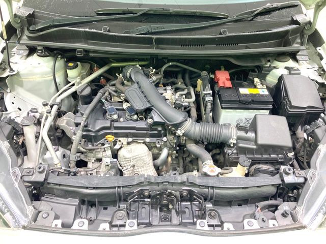 親切・丁寧な専門メカニックスタッフが応対!・車検・点検整備・事故等の修理などアフターサービスも安心。お車のカスタマイズもネクステージのサービススタッフまでご相談ください!