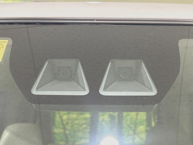 �y�X�}�[�g�A�V�X�g�z���s���ɑO���̎ԗ�����F�����A�Փ˂������Ȏ��͌x��ƃu���[�L�ŏՓˉ���Ɣ�Q�y�����A�V�X�g�B�����S�Ƀh���C�u�����y���݂��������܂��B