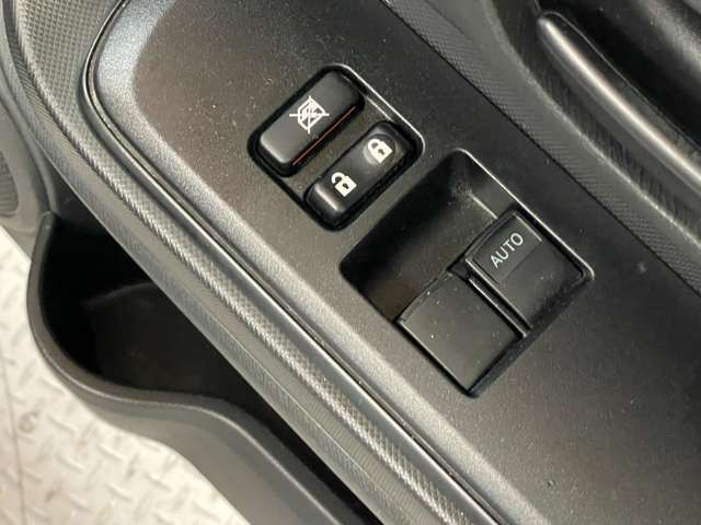 突然の故障などが気になる方には保証メニューをオススメ!急な不具合にもレッカーで駆け付けます!!