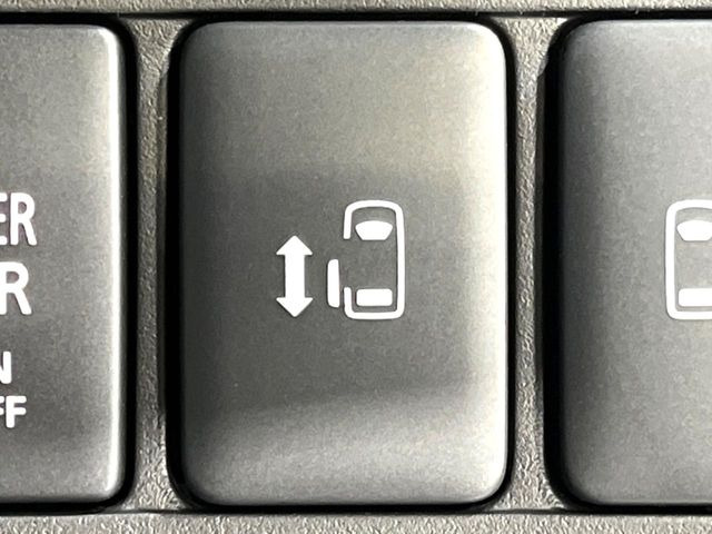 �y�����p���[�X���C�h�h�A�z�X�}�[�g�L�[��^�]�Ȃ̃X�C�b�`�Ō�ȗ����X���C�h�h�A�̊J���\���d��������͂����ăh�A���J����K�v�������A�����Ȃ��q�l�ł��ȒP�ɊJ���߂ł����K�ł���