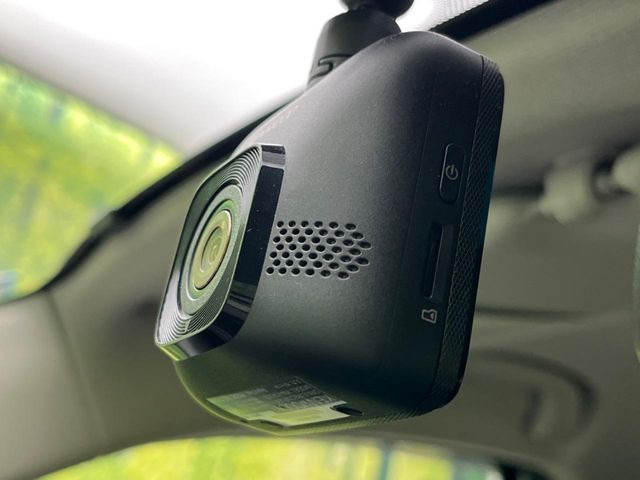 �y�h���C�u���R�[�_�[�z���S�E���S�ȃJ�[���C�t�ɕK�{�̃h���C�u���R�[�_�[�𑕔�!���s���͂������A������^�]�⎖�̂ɑ��������ۂ̏󋵂��f���ŋL�^���A����̃��X�N�ɔ����܂��B