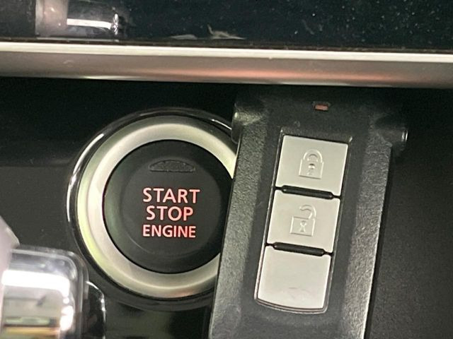 �y�I�y���[�V�����L�[�z�J�o����|�P�b�g�ɓ��ꂽ�܂܂ł��h�A�̎{���E�������\�ȃX�}�[�g�L�[�𑕔��B�G���W���̃I���E�I�t�����J�M�����o���K�v����������Ƃ��Ă��֗��ł���