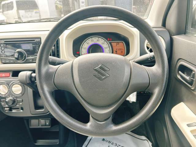 お客様のご予算帯に合わせたお車を常時100台以上取り揃えています!当社のスタッフがお客様のお車選びをしっかりサポートしご提案させていただきます!