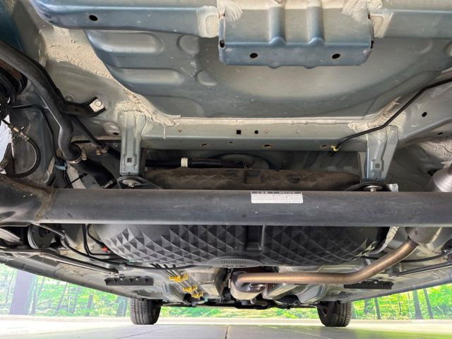 下回りがきれいなうちに、防錆加工の施工がオススメ。降雪地域はもちろん、沿岸部にお住いの方や、趣味でマリン・ウィンタースポーツをされる方にご好評いただいております。