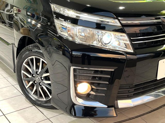 �yLED�w�b�h���C�g�z���V����ԑ��s�����ǍD�Ȏ��E���m�ۂ����S���ĉ^�]�ł��鍂�P�xLED�w�b�h���C�g�𑕔�!�_�����x�������A����d�͂��}�����Ă��܂��B