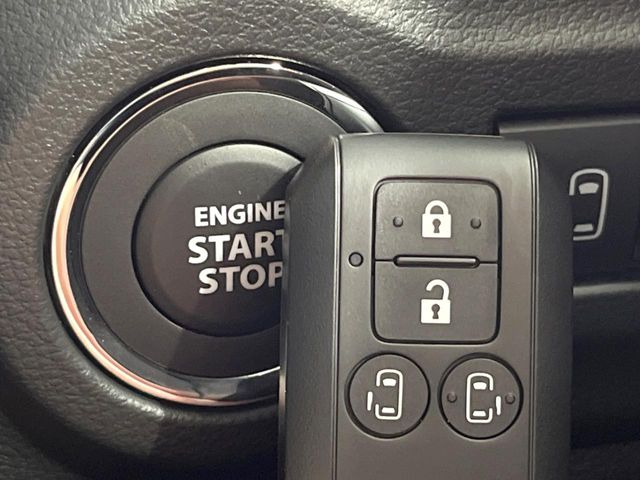 �y�L�[���X�X�^�[�g�V�X�e���z�J�o����|�P�b�g�ɓ��ꂽ�܂܂ł��h�A�̎{���E�������\�ȃX�}�[�g�L�[�𑕔��B�G���W���̃I���E�I�t�����J�M�����o���K�v����������Ƃ��Ă��֗��ł���