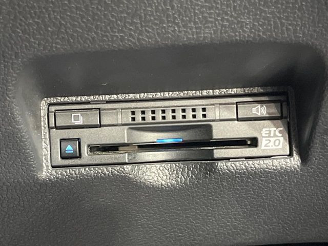 【ETC】高速道路の料金所をストレスなく通過!話題のスポットやサービスエリアに多い「スマートIC」利用時は必須のアイテムです。当店でセットアップを実施、ご納車当日からすぐにご利用いただけます!