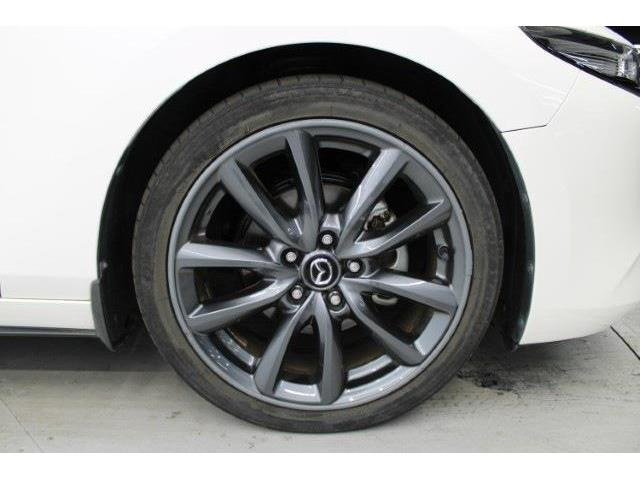 ���Ǝҗl�ւ̔̔��͂��f�肳���Ă��������܂��B �Ԍ������ԗ��̏ꍇ�́A�Ԍ����擾�������x�������z�ŕ\�����Ă���܂��B