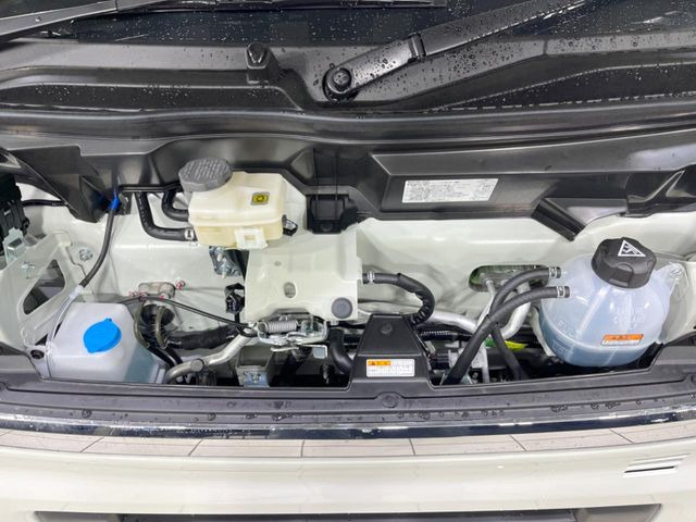 親切・丁寧な専門メカニックスタッフが応対!・車検・点検整備・事故等の修理などアフターサービスも安心。お車のカスタマイズもネクステージのサービススタッフまでご相談ください!