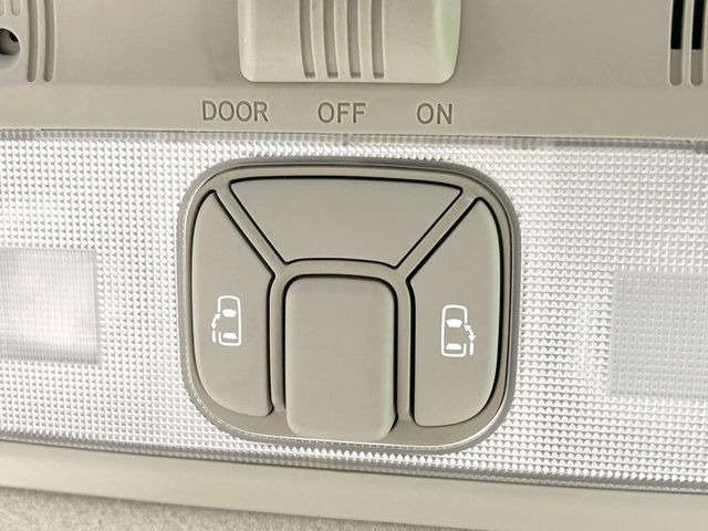 �y�����p���[�X���C�h�h�A�z�X�}�[�g�L�[��^�]�Ȃ̃X�C�b�`�Ō�ȗ����X���C�h�h�A�̊J���\���d��������͂����ăh�A���J����K�v�������A�����Ȃ��q�l�ł��ȒP�ɊJ���߂ł����K�ł���