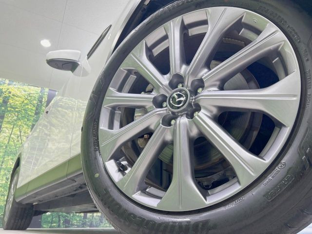 �y����20�C���`�A���~�z�C�[���z�O�ςɃ}�b�`���������A���~�z�C�[���𑕒����Ă���܂��B�e��ЊO�A���~�z�C�[����A�X�^�b�h���X�^�C�����戵�����Ă���܂��B���񂲑��k����������