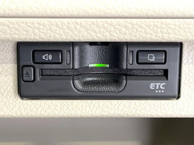 【ETC】高速道路の料金所をストレスなく通過!話題のスポットやサービスエリアに多い「スマートIC」利用時は必須のアイテムです。当店でセットアップを実施、ご納車当日からすぐにご利用いただけます!