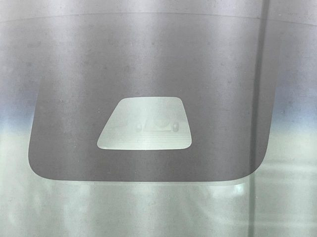 �y�X�}�[�g�A�V�X�g�z���s���ɑO���̎ԗ�����F�����A�Փ˂������Ȏ��͌x��ƃu���[�L�ŏՓˉ���Ɣ�Q�y�����A�V�X�g�B�����S�Ƀh���C�u�����y���݂��������܂��B