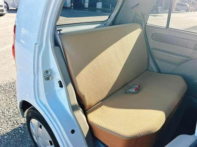 ���Ђł͌��I�������Ԃ𖈌���ʂɎd������s�Ȃ��A�����߂₷�����i�ł��񋟂��Ă���܂���