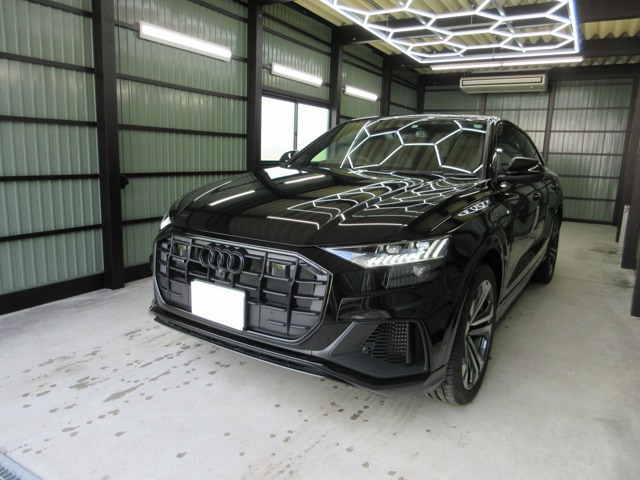 Q855 TFSI クワトロ Sライン 4WD