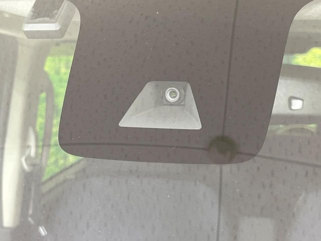 �y�C���e���W�F���g�G�}�[�W�F���V�[�u���[�L�z�t�����g�J�����őO���̎ԗ�����s�҂����m�B�Փ˂������Ȏ��͏Փ˔�Q�y���u���[�L���쓮�A�Փˉ�����T�|�[�g�B�����S�Ƀh���C�u�����y���݂��������܂��B