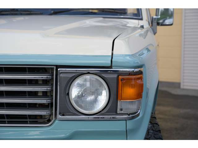 ���C�g��H4�`��ɂȂ�܂��̂ŁA����]����܂�����LED�ɂ��ύX�\�ł��B