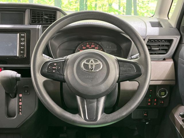 ステアリングも使用感が少なく、きれいな状態となっております♪