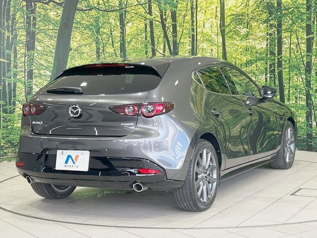 頭金・ボーナス払い不要&最長10年間の設定が可能なオートローンをご用意しております!無理のない支払いプランにて購入が可能です♪