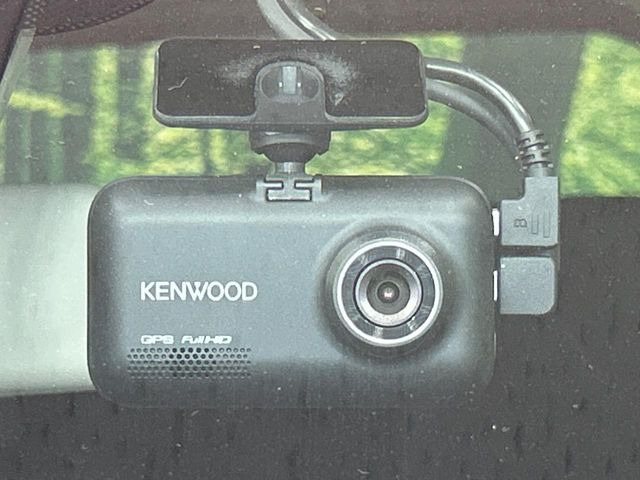 �y�h���C�u���R�[�_�[�z���S�E���S�ȃJ�[���C�t�ɕK�{�̃h���C�u���R�[�_�[�𑕔�!���s���͂������A������^�]�⎖�̂ɑ��������ۂ̏󋵂��f���ŋL�^���A����̃��X�N�ɔ����܂��B