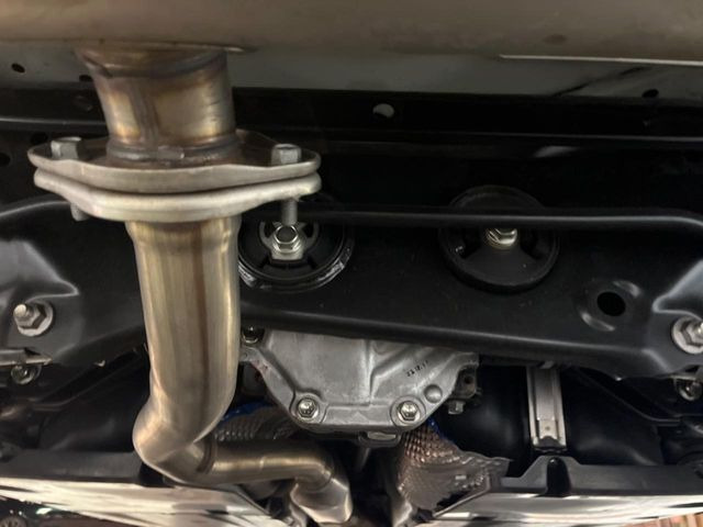 下回りがきれいなうちに、防錆加工の施工がオススメ。降雪地域はもちろん、沿岸部にお住いの方や、趣味でマリン・ウィンタースポーツをされる方にご好評いただいております。