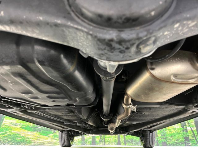 下回りがきれいなうちに、防錆加工の施工がオススメ。降雪地域はもちろん、沿岸部にお住いの方や、趣味でマリン・ウィンタースポーツをされる方にご好評いただいております。