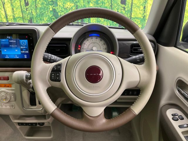 �y�����v�����X�e�A�����O�z�㎿�Ȋv���g�p���邱�ƂŁA��ɂ����������݂ƂĂ��^�]���₷���n���h���ł���